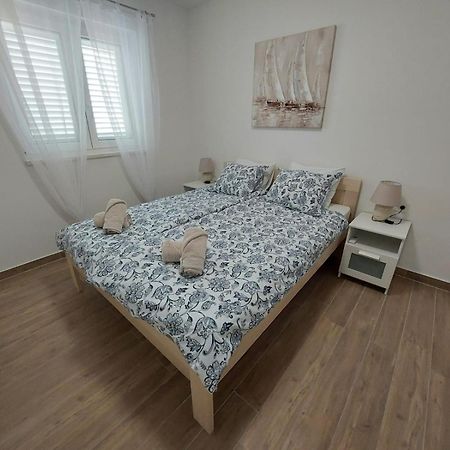 Seashells Apartments Tribunj Tribalj Eksteriør billede